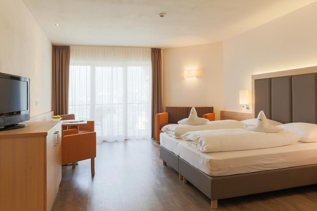 Astor Hotel Schenna Extérieur photo